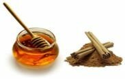 Корица в сочетании с медом - это прекрасное средство при простудных заболеваниях