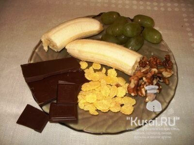 Ингредиенты для бананового десерта.